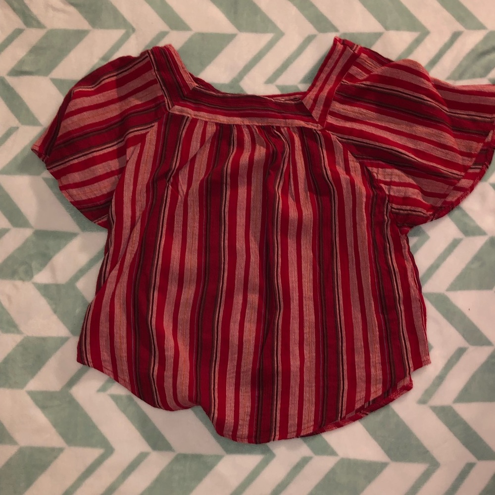 Universal thread Women’s blouse